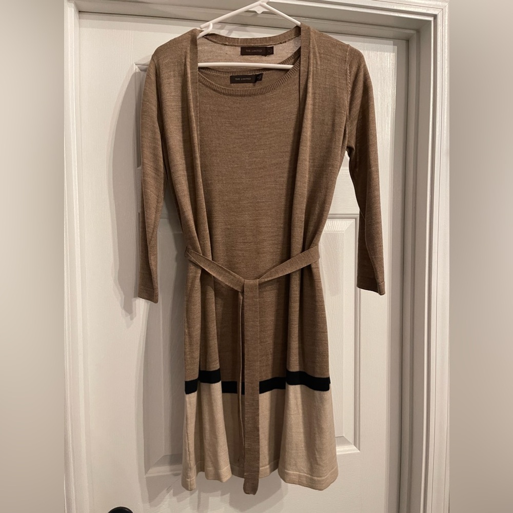 The Limited Lightweight Seater Dress with Tie Jacket Size Xs and Small